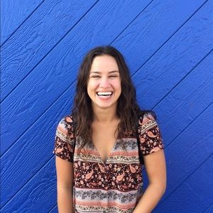 Meet your Posher, Christina